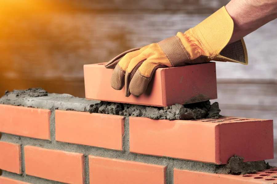 How Stucco Contractors Handle Brick Repair Issues Effectively in Metairie, LA